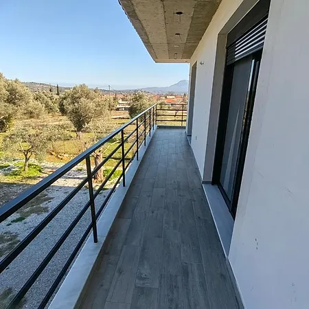 Villa Maximos